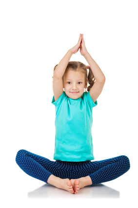 Kinderyoga Stundenbilder - Kind macht Yoga